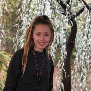 Meet your Posher, Dani